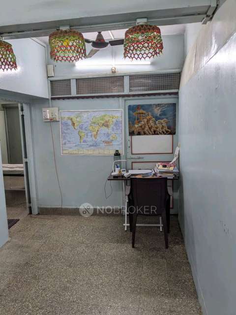 Shared Room for Male In 1 BHK  In Ap In Shaniwar Peth 