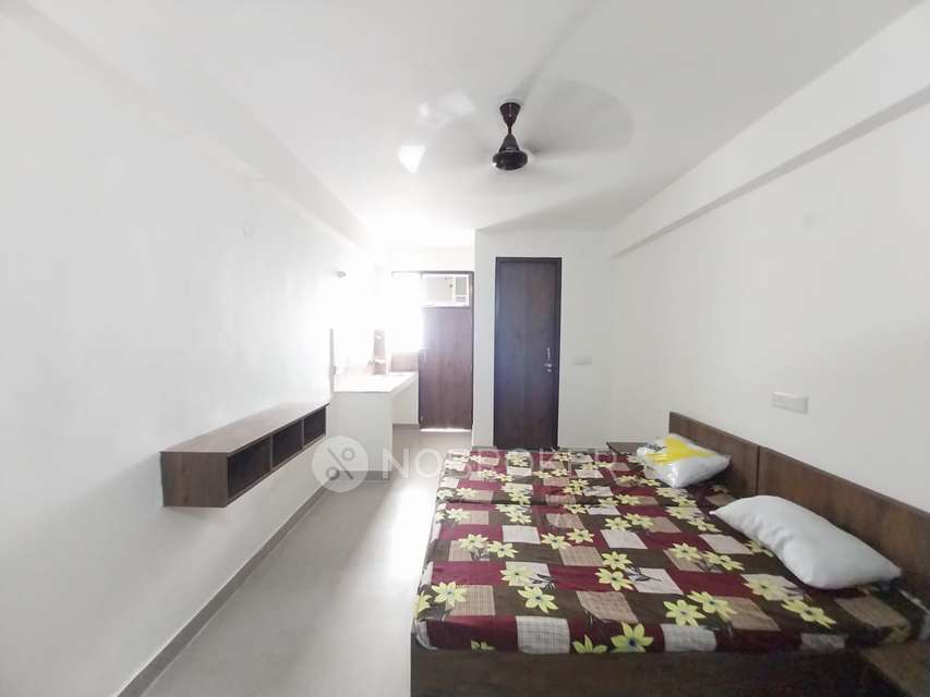 1 RK House for Rent  In Sector 69