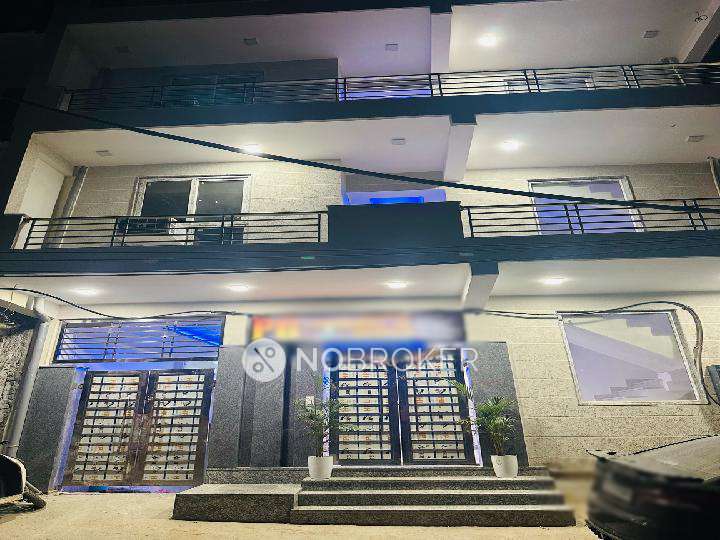 PG for Boys in  Sector 18