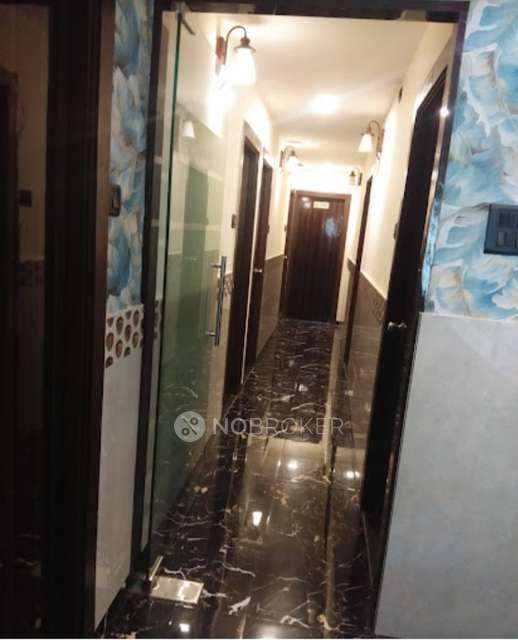 PG for Boys in Hotel Sky Inn