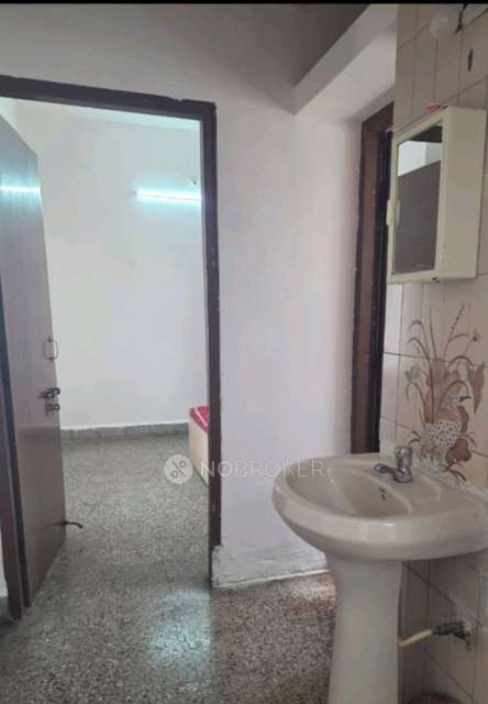 1 BHK Flat In Yogesh Apartment  for Rent  In Mahavir Pratishthan School