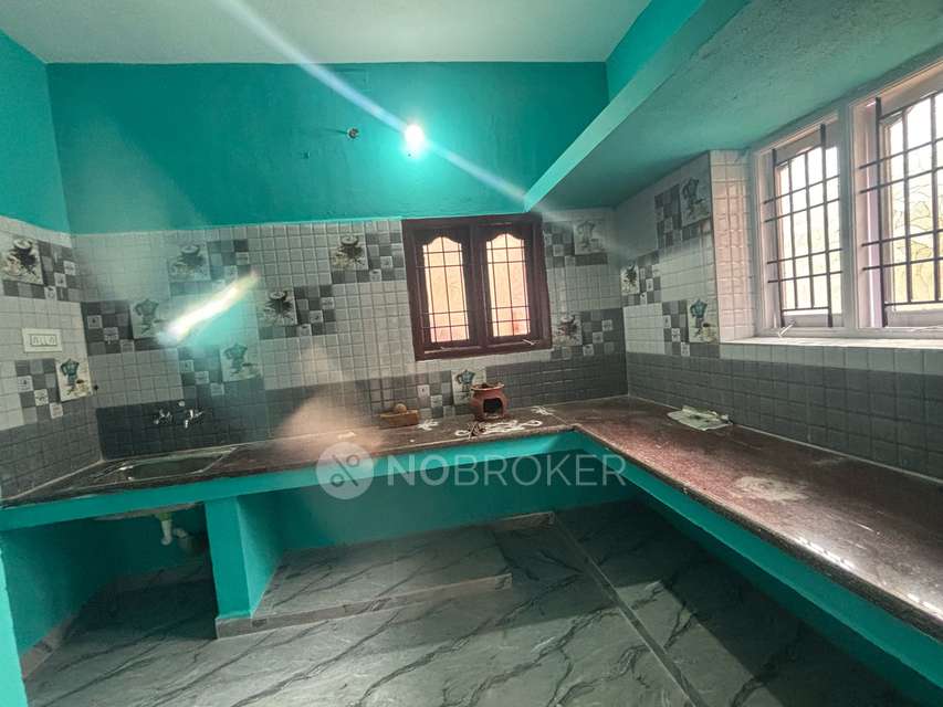 2 BHK House for Rent  In Thirumullaivoyal 