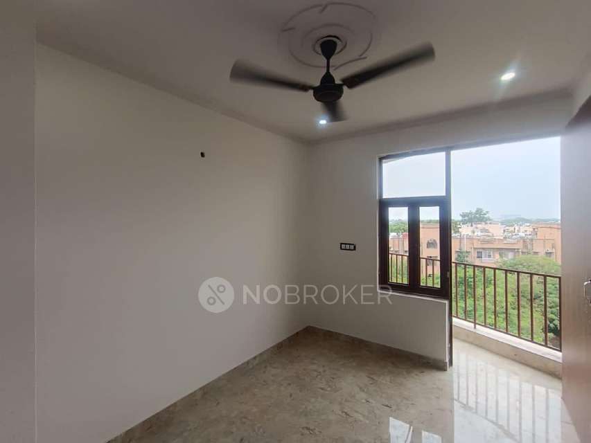 1 BHK Flat In Dipesh Apartment for Rent  In Vasant Kunj