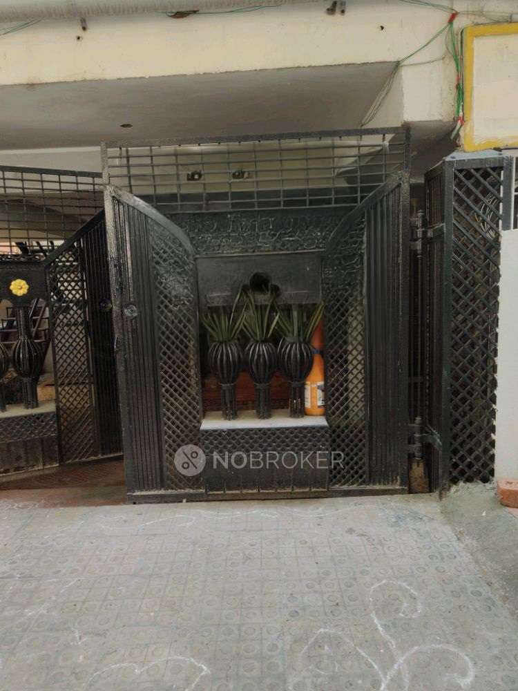 PG for Girls in Kukatpally