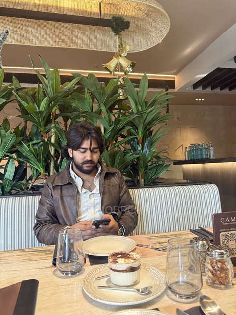 Godown/Warehouse in Crowne Plaza Greater Noida, An Ihg Hotel, Greater Noida for Rent 