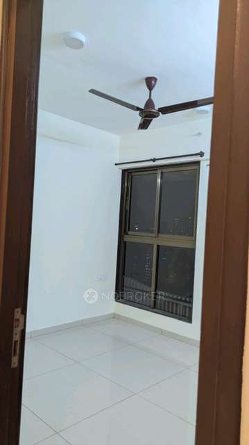 2 BHK Flat In Chandak 34 Park Estate for Rent  In Goregaon West
