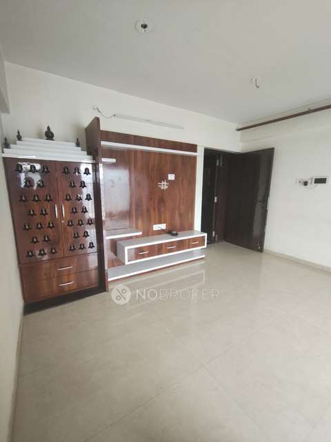 2 BHK Flat In Crown 83, For Sale  In Vikhroli East