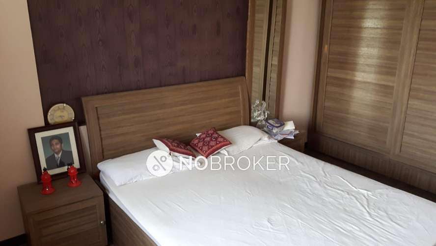 2 BHK Flat In Dheeraj Ganga Apartments For Sale  In Malad West