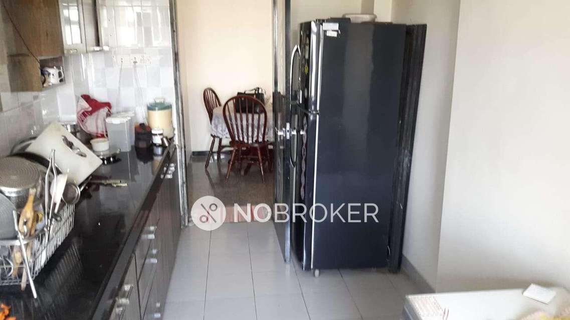 2 BHK Flat In Dheeraj Ganga Apartments For Sale  In Malad West