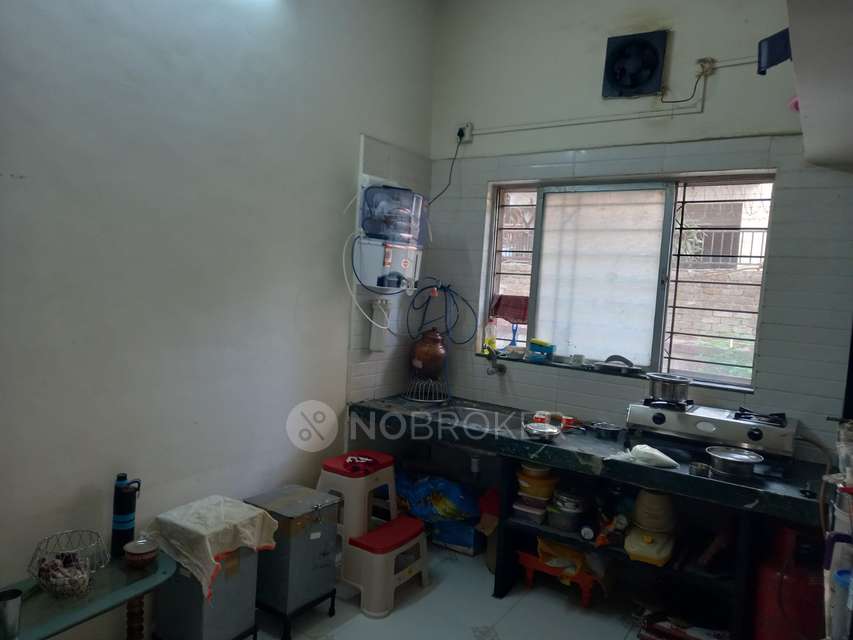 Shared Room for Female In 1 BHK  In Bora Park In Pimple Saudagar