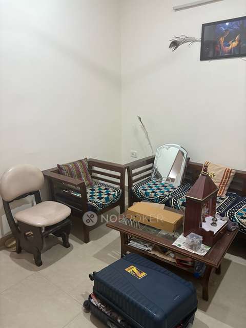 1 BHK Flat In Satya Niketan for Rent  In Sector 43