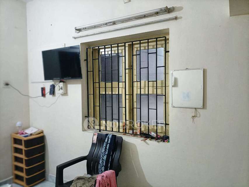 2 BHK Flat In Abhirami Samsha Swuare for Rent  In Nungambakkam
