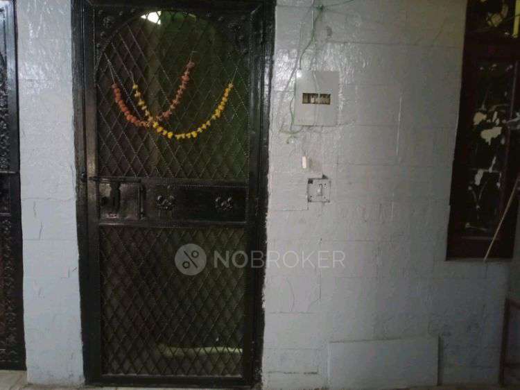 1 BHK Flat In 194 A  Gf Ward No 2   Mehrauli    For Sale  In Mehrauli