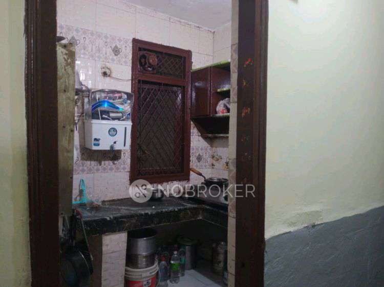 1 BHK Flat In 194 A  Gf Ward No 2   Mehrauli    For Sale  In Mehrauli