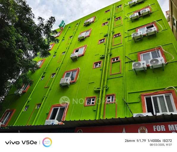 PG for Girls in Gowlidoddy