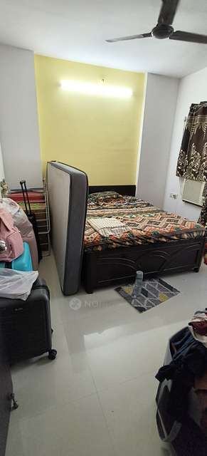 2 BHK Flat In Dolphin Towers For Sale  In Malad West