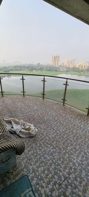 2 BHK Flat In Dolphin Towers For Sale  In Malad West