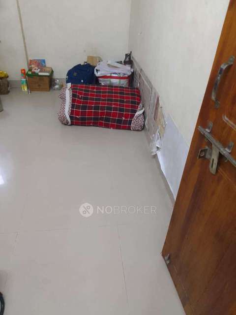 Shared Room for Female In 1 BHK  In Kothrud