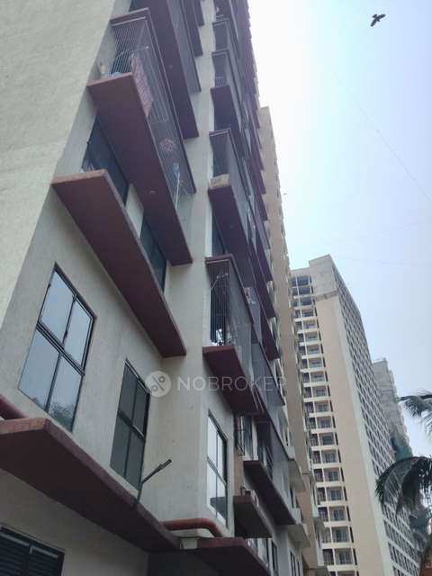 1 BHK Flat In Marathon Neo Square For Sale  In Bhandup West