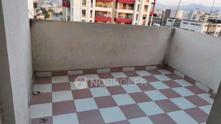 Single Room for Female In 1 BHK  In Newkopre Ghavthan In  Warje