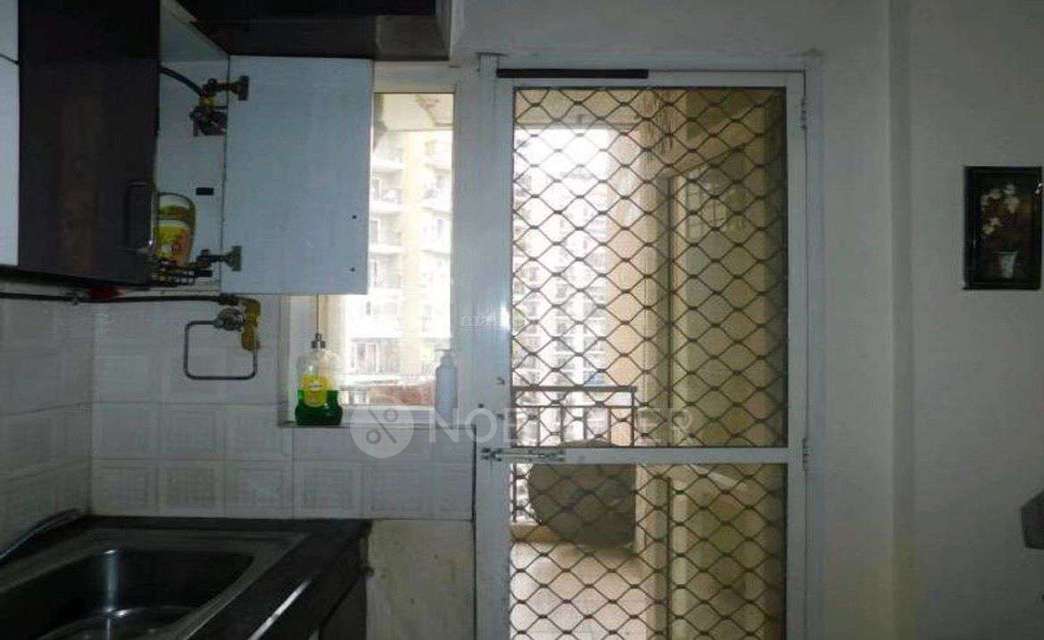 3 BHK Flat In Pristine Avenue  For Sale  In Pristine Avenue - 23 Bhk Apartment, Gaur City 2, Noida Call **********