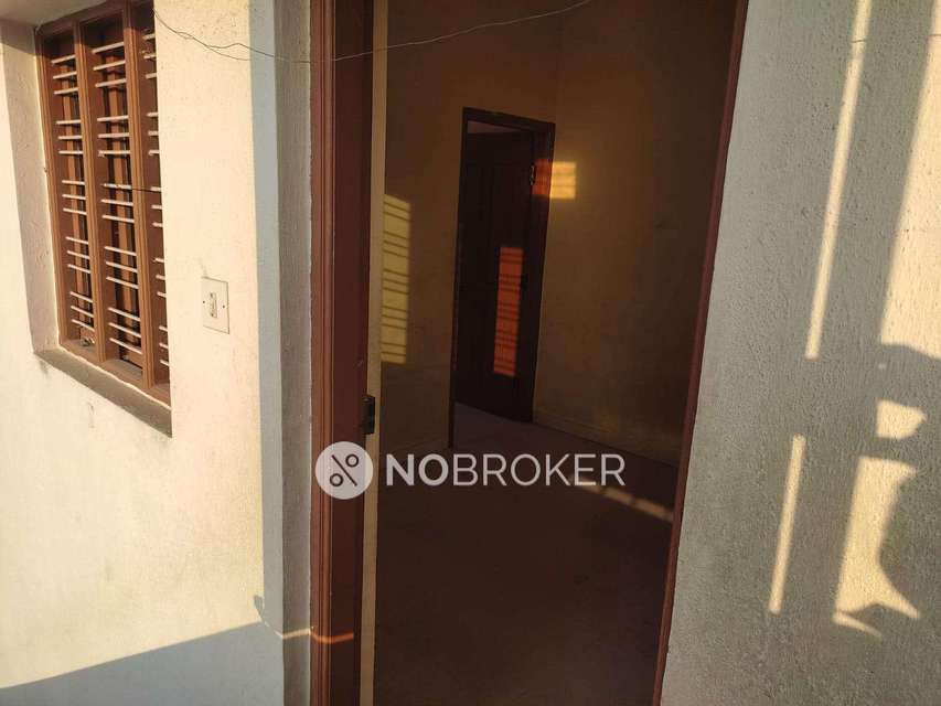 4+ BHK Flat For Sale  In Guddadahalli