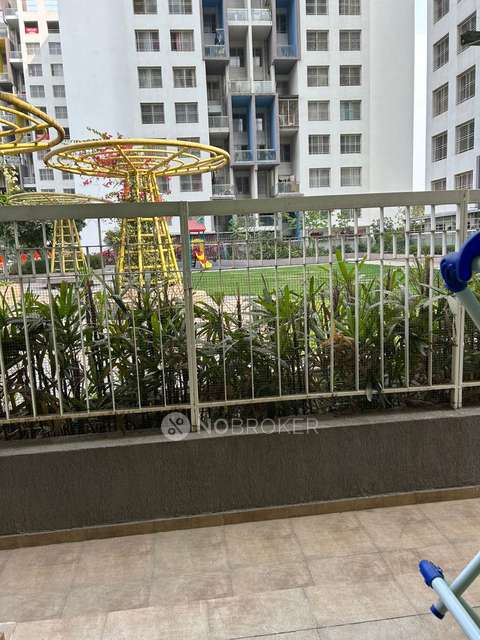 Single Room for Male In 2 BHK  In Kohinoor Tinsel Town In Tinsel Town