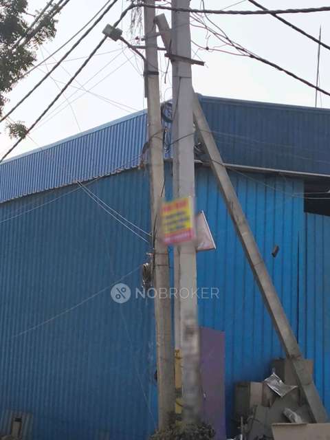 Godown/Warehouse in Bamnoli Village, Delhi for Rent 