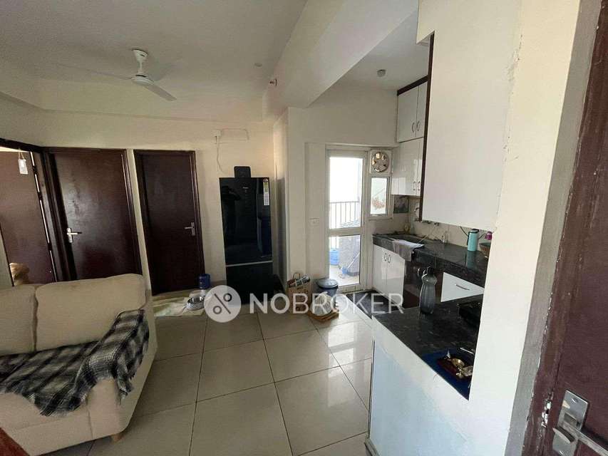 2 BHK Flat In Panchsheel Green 1 For Sale  In Sector 16b  