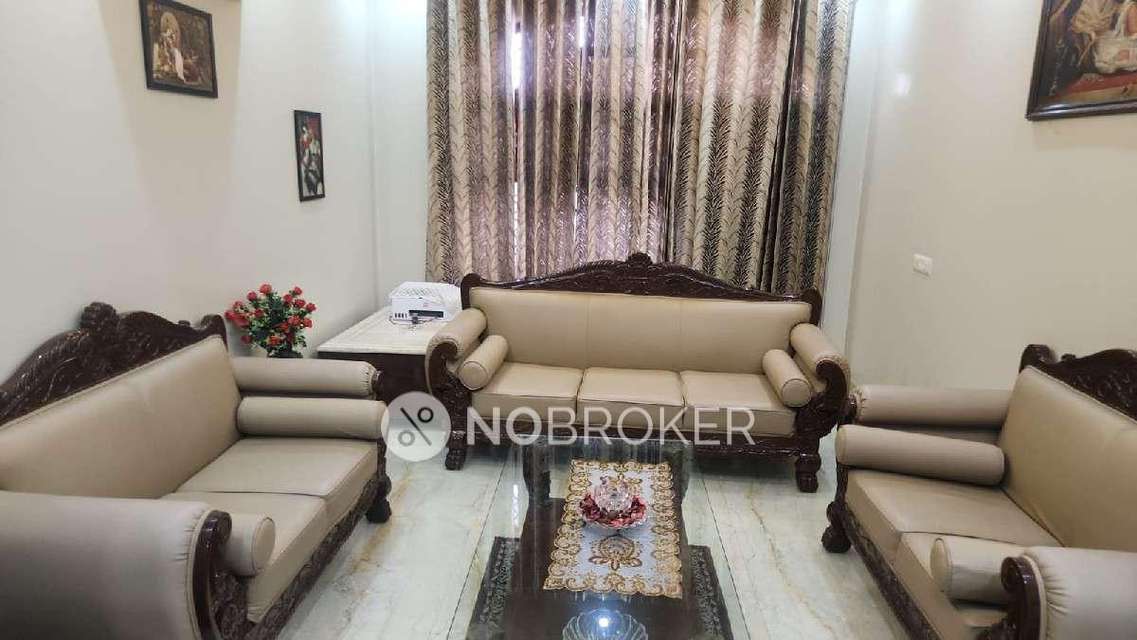 4+ BHK House for Rent  In Sushant Lok