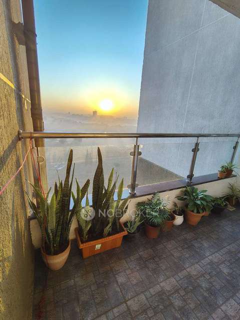 Shared Room for Female In 2 BHK  In Mhada Towers  In Jr52+7x2, Pimple Saudagar Rd, Pimpri Gaon, Pimpri Colony, Pimpri-chinchwad, Maharashtra 411017, India