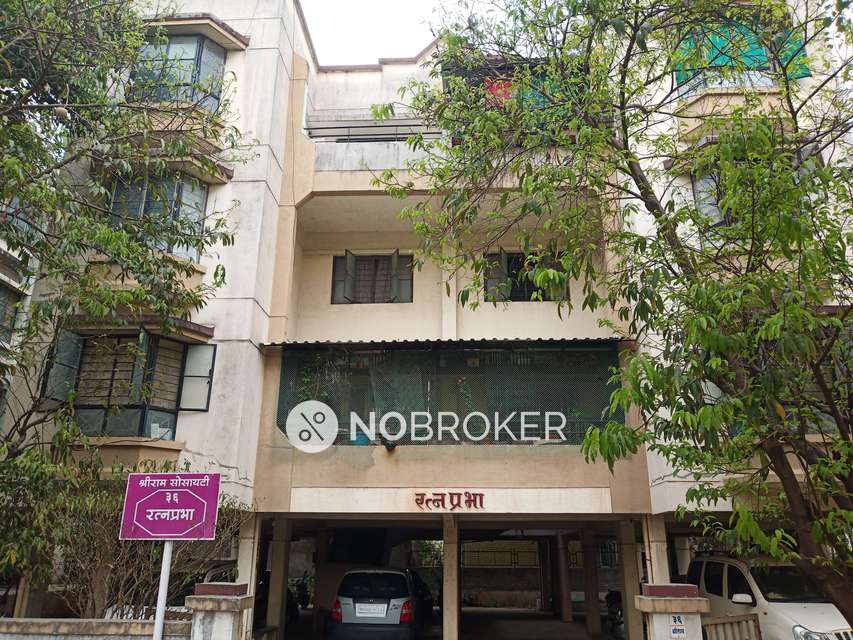 Shared Room for Female In 1 BHK  In Ratnaprabha Niwas In Ashoka Nagar 