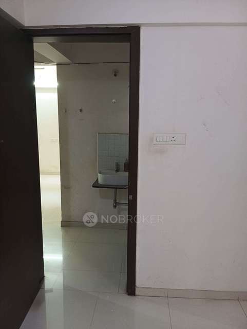 1 BHK Flat In Majestique Oasis for Rent  In Wagholi