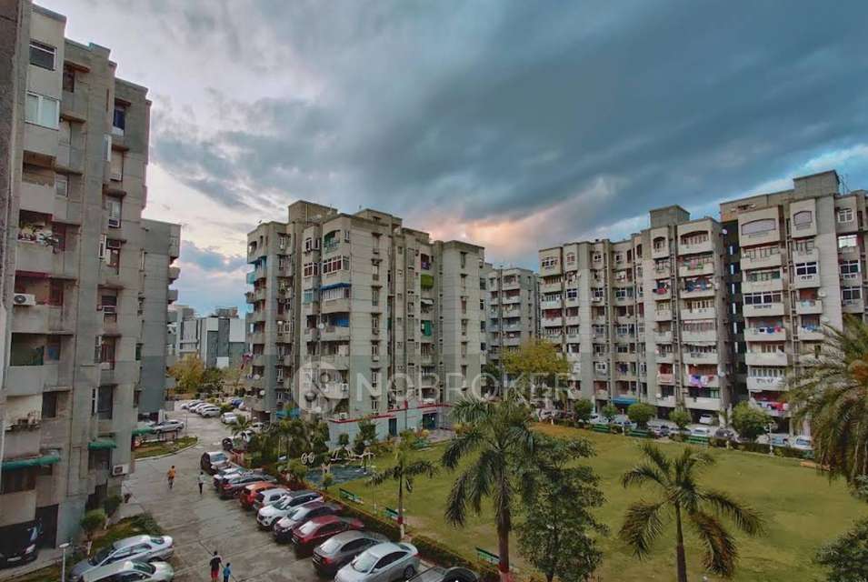 Single Room for Male In 2 BHK In Indian Oil Apartments In Sector 62