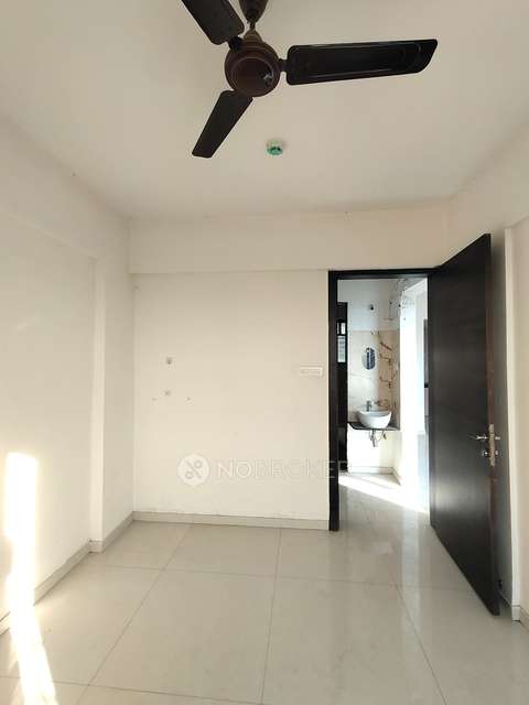 2 BHK Flat In Star Vista By Arko Realty for Rent  In Star Vista By Arko Realty