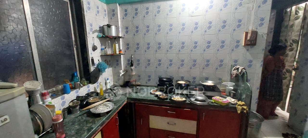 1 BHK Flat In Shree Ganesh For Sale  In  Thane West