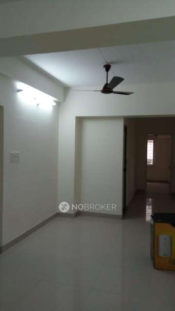3 BHK Flat In Tnhb Flats For Sale  In Sholinganallur
