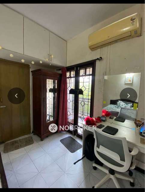 Single Room for Female In 3 BHK  In Jain Narbhavi In Nungambakkam