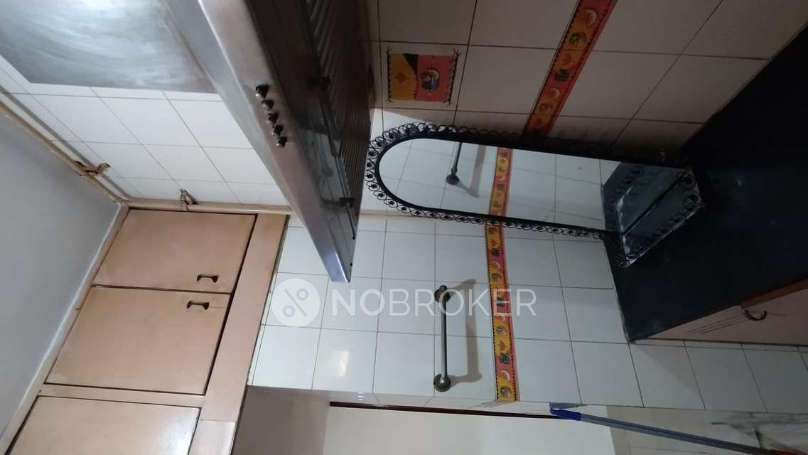 2 BHK Flat In Highway Apartments, Ghazipur For Sale  In Ghazipur