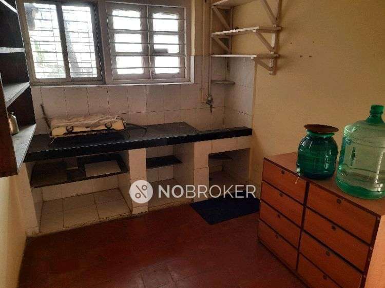 2 BHK Flat In Sadanand Classique For Sale  In Khar West