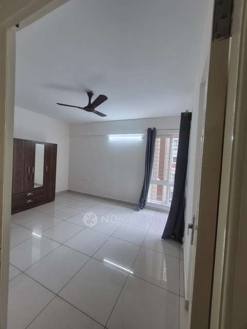 3 BHK Flat In Mahaveer Ranches for Rent  In Hosa Road