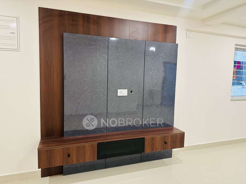 3 BHK Flat In Smr Vinay Iconia for Rent  In Serilingampally