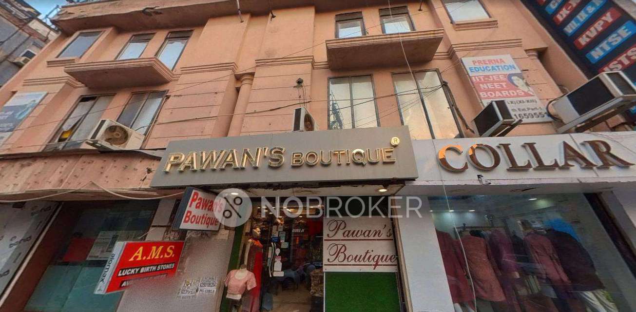 Showroom in South Extension I, Delhi for Rent 