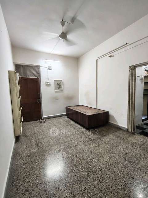 1 BHK Flat In Pestom Sagar for Rent  In Pestom Sagar Rd Number 2