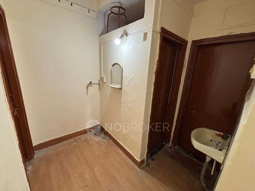 1 BHK Flat In Amitview for Rent In Dahanukar Colony, Kothrud
