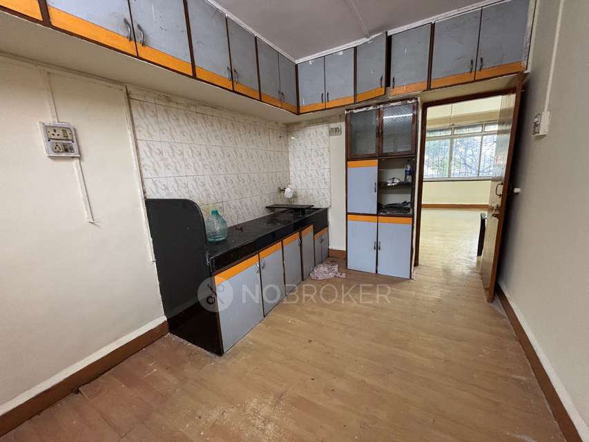 1 BHK Flat In Amitview for Rent In Dahanukar Colony, Kothrud