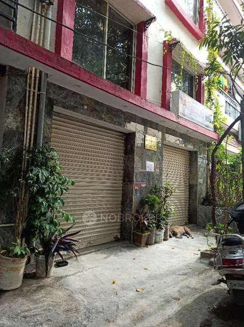 1 RK Flat In Gayatri Nilaya for Rent  In Rajajinagar