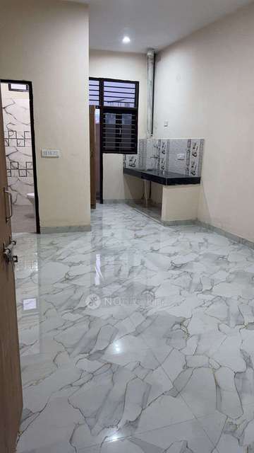 1 RK Flat for Rent  In Sector 5
