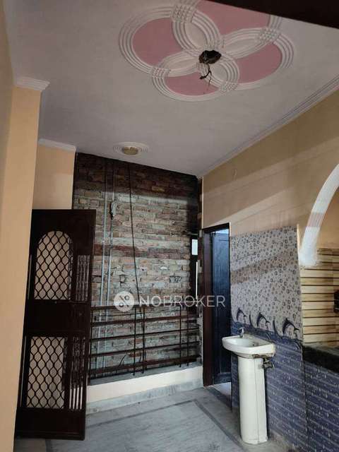 2 BHK Flat For Sale  In Baljeet Nagar