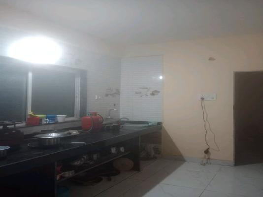 Single Room for Female In 1 BHK  In Shreeramvilla In Baramati Chiken Centre